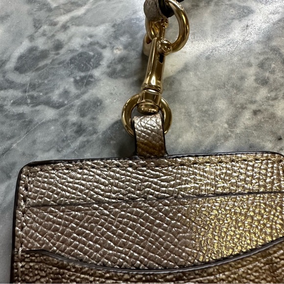 Coach Lanyard ID - Picture 4 of 5